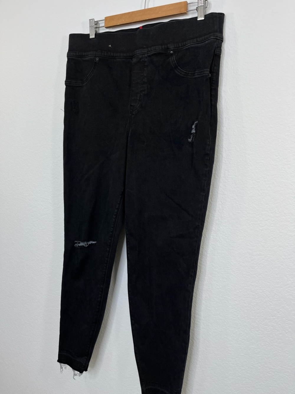 Spanx Distressed Skinny Jeans‎ Pull On Women’s 1X Black Stretch 20213P - Picture 3 of 10